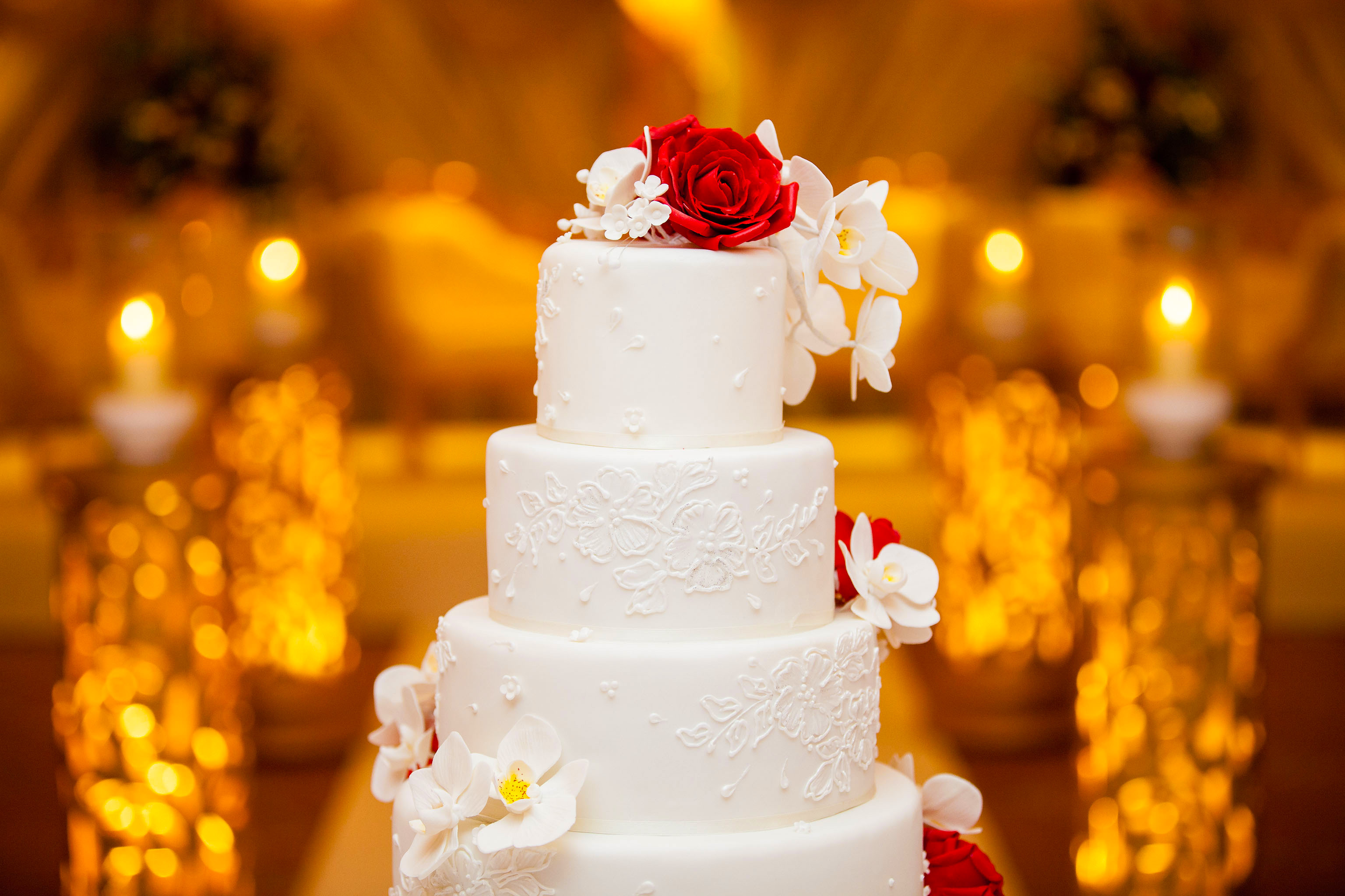 Wedding cake at venue asian wedding